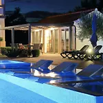 Apartment Suva Punta, No 1 Vir