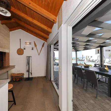 Suva Punta, No 1 Appartement *