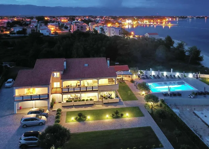 Suva Punta, No 1 *