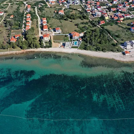 Apartment Suva Punta, No 1 *