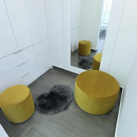 Suva Punta, No 1 Apartment Vir