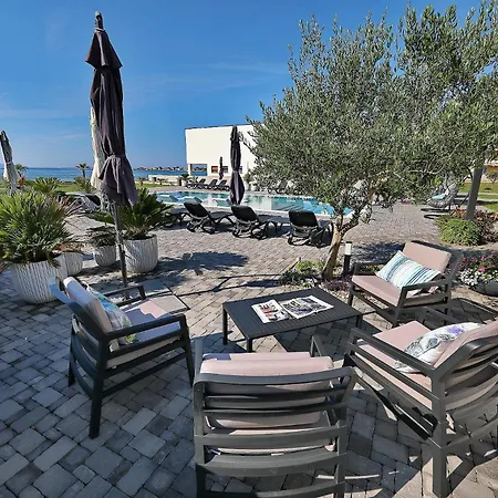 Suva Punta, No 1 Apartment *