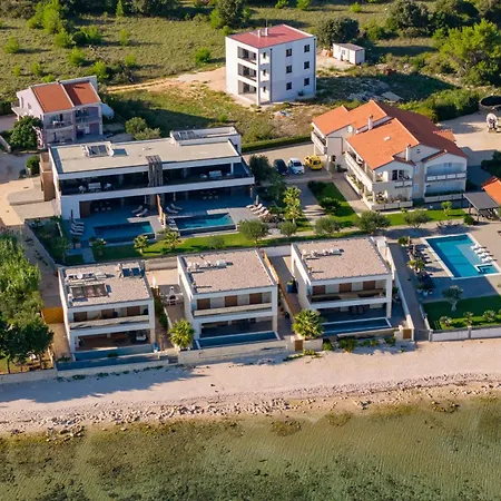 Suva Punta, No 1 Апартаменты *