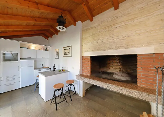 Suva Punta, No 1 Апартаменты Вир