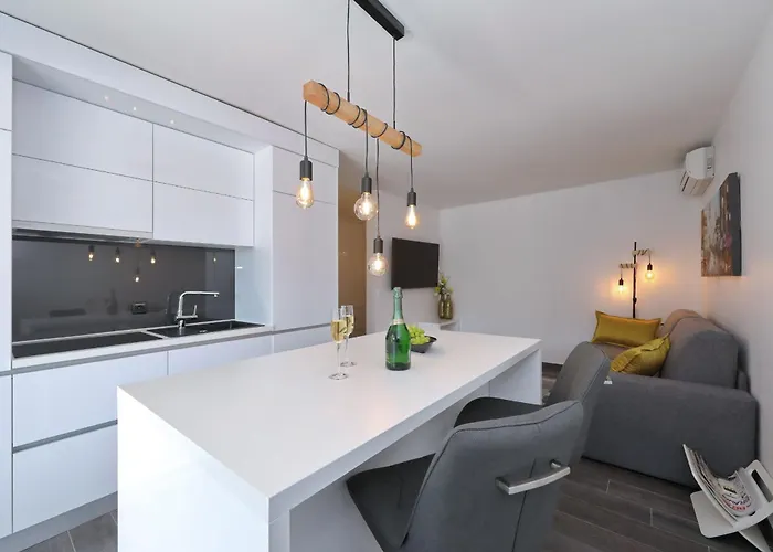 Suva Punta, No 1 Daire